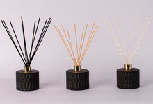 Load image into Gallery viewer, Cleo Matt Black Room Fragrance Diffuser 200ML