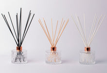 Load image into Gallery viewer, Cleo Crystal Clear Room Fragrance Diffuser 200ML