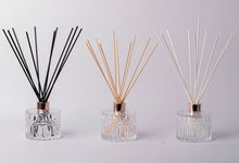 Load image into Gallery viewer, Cleo Crystal Clear Room Fragrance Diffuser 200ML