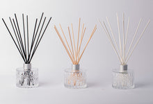 Load image into Gallery viewer, Cleo Crystal Clear Room Fragrance Diffuser 200ML