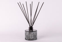 Load image into Gallery viewer, Cleo Crystal Black Room Fragrance Diffuser 200ML