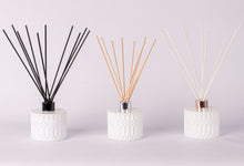 Load image into Gallery viewer, Cleo White Room Fragrance Diffuser 200ML