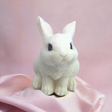 Load image into Gallery viewer, Bunny Rabbit Candle
