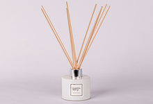 Load image into Gallery viewer, Lexi White Room Fragrance Diffuser 120ML
